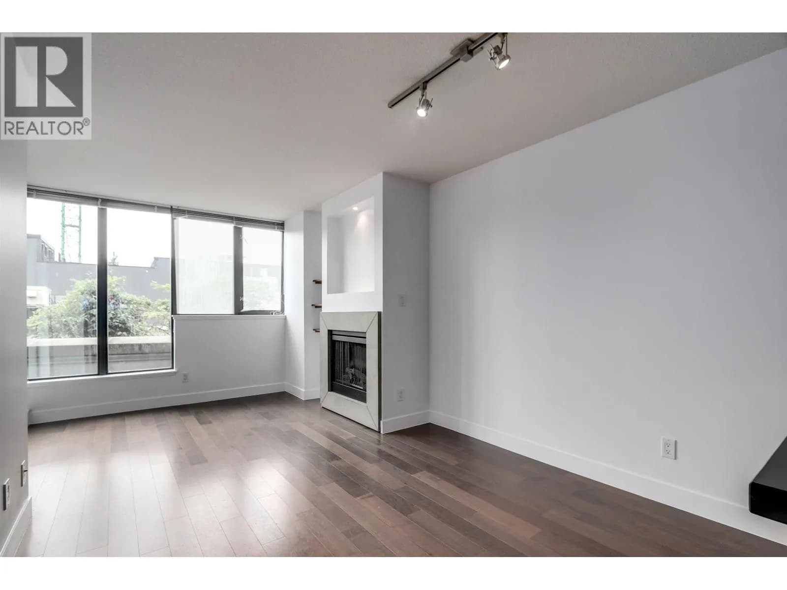 #221 3228 TUPPER STREET, Vancouver, BC photo 3