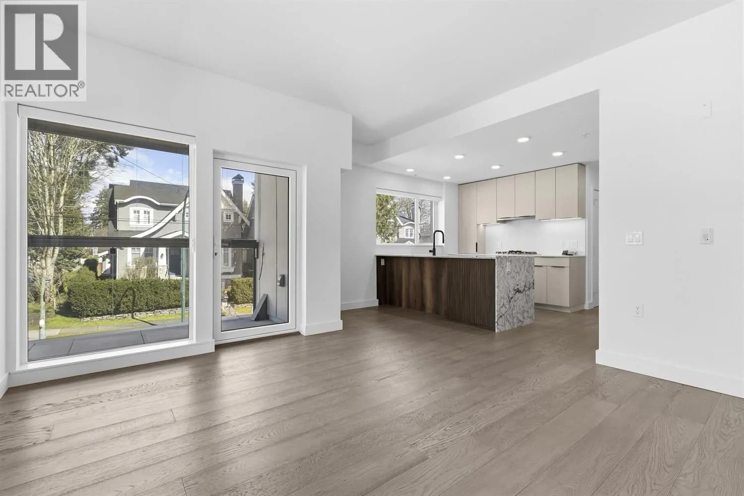 3590 W 39TH AVENUE, Vancouver
