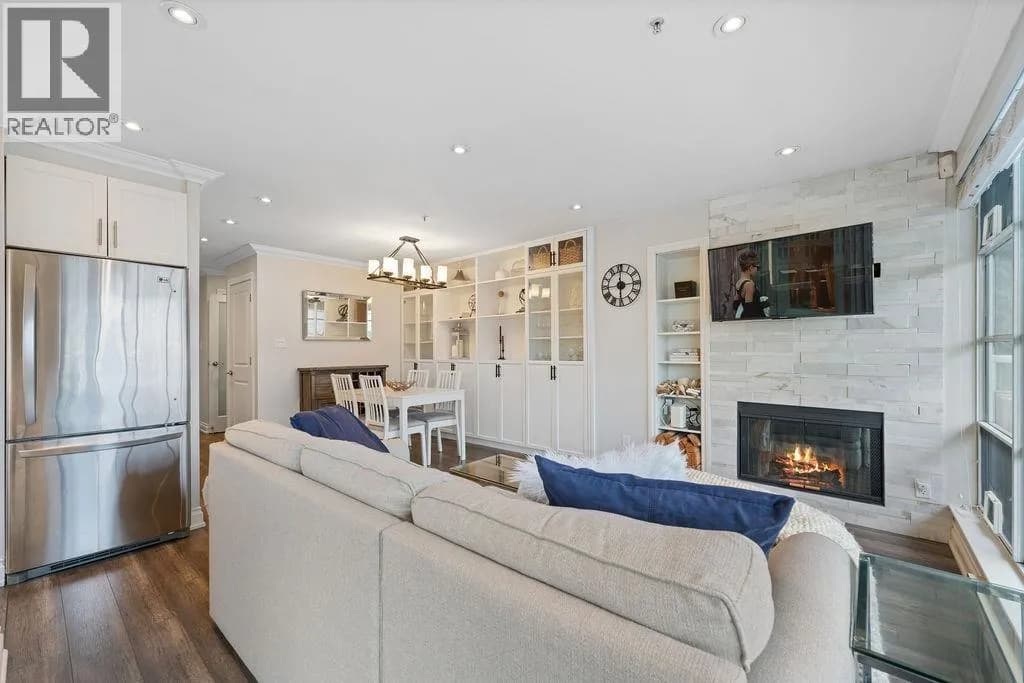 #203 2287 W 3RD AVENUE, Vancouver, BC photo 2