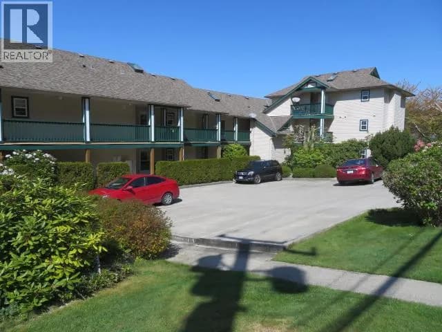 301-5701 WILLOW AVE, Powell River