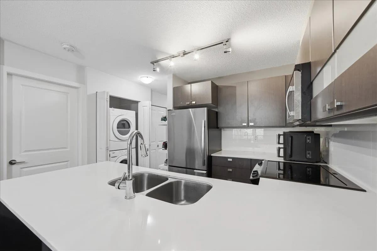 #215 21009 56 AVENUE, Langley, BC photo 4