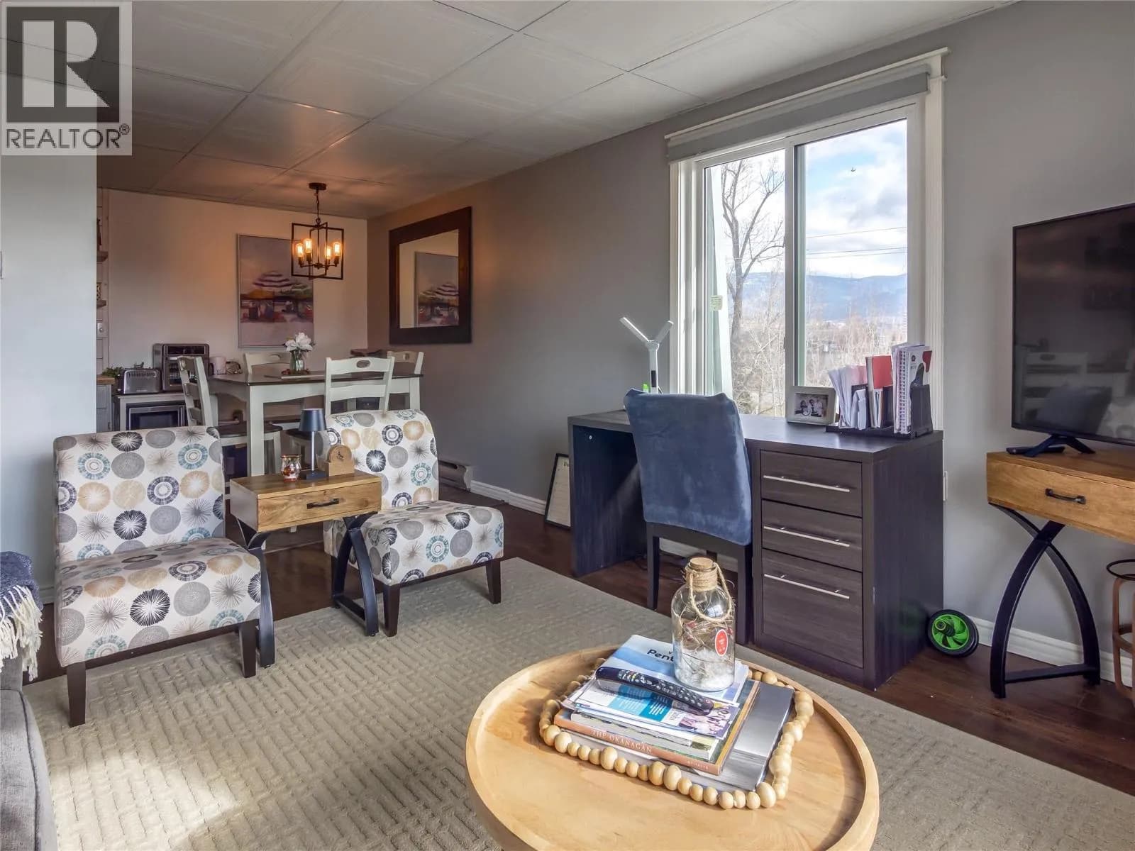 #301 922 Dynes Avenue, Penticton, BC photo 4
