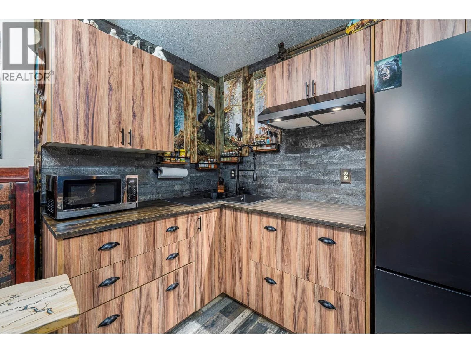 #305 20 Kettleview Road, Big White, BC photo 1