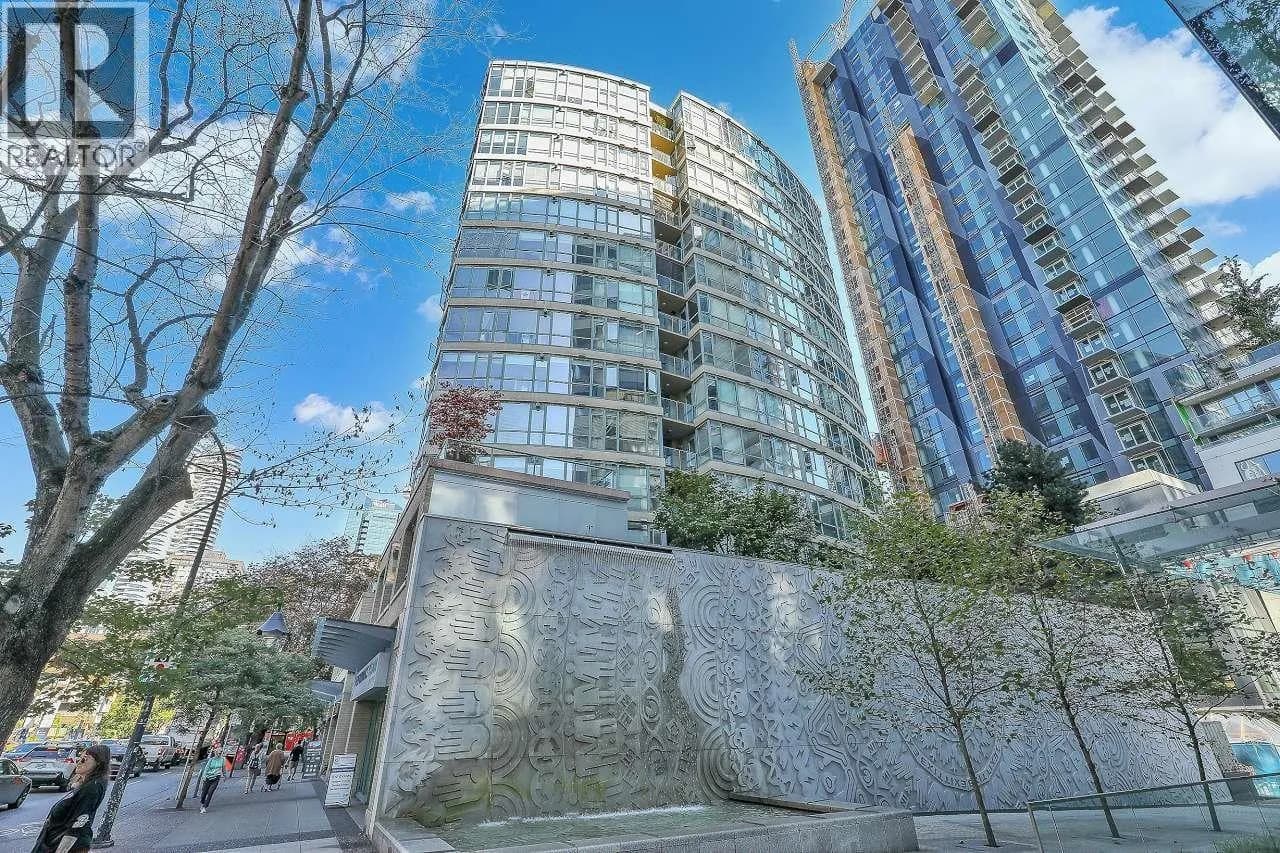 1238 BURRARD STREET, Vancouver