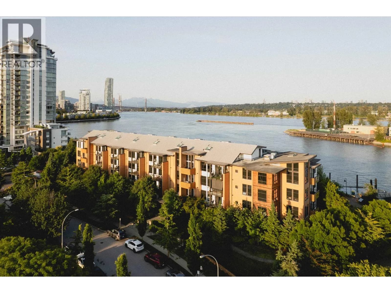 220 SALTER STREET, New Westminster