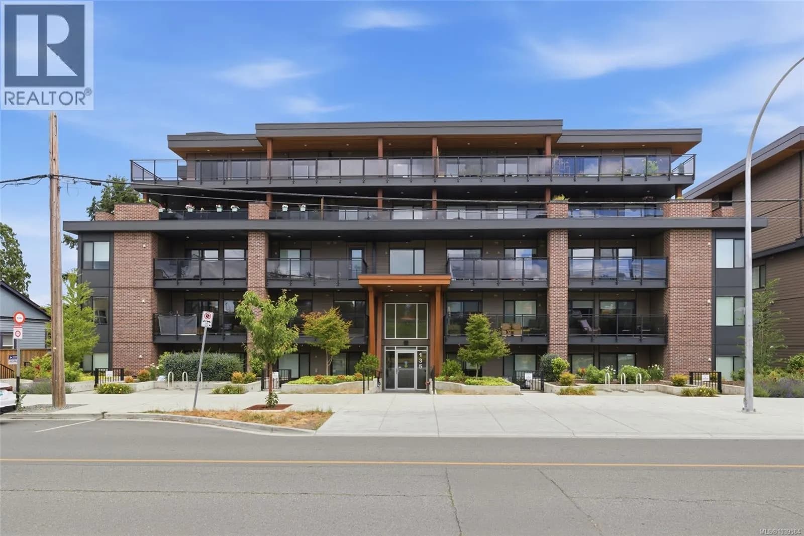 135 Haliburton St, Nanaimo