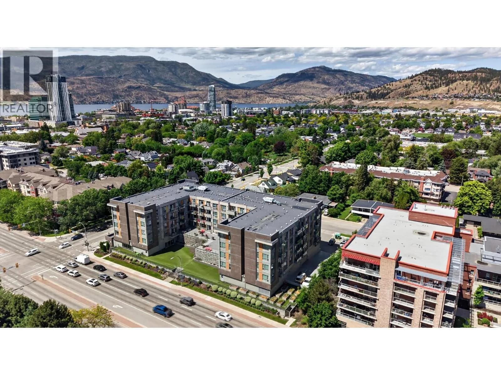 #424 925 Leon Avenue, Kelowna, BC photo 2