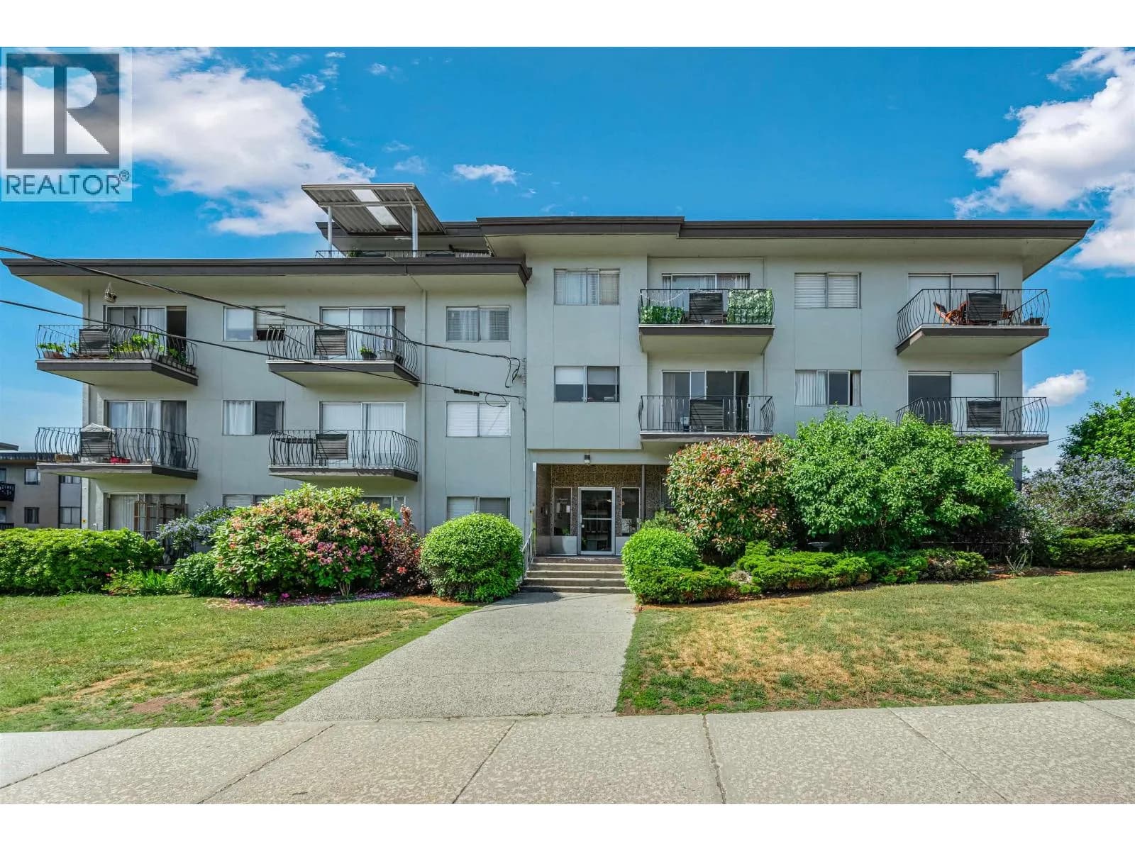 #101 611 BLACKFORD STREET, New Westminster, BC photo 2