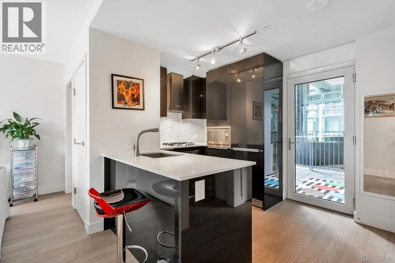 1283 HOWE STREET, Vancouver