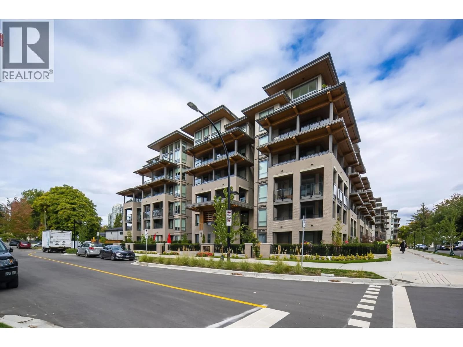 7588 16TH STREET, Burnaby