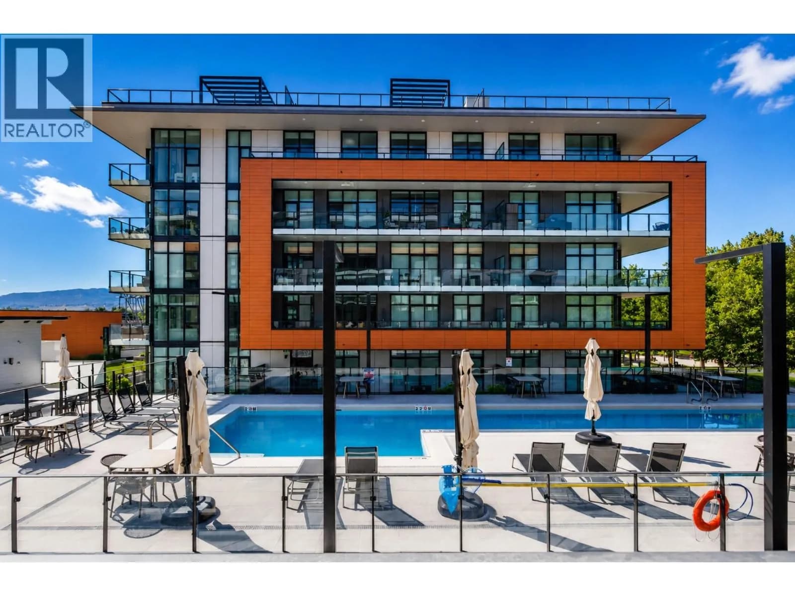 3389 Lakeshore Road, Kelowna