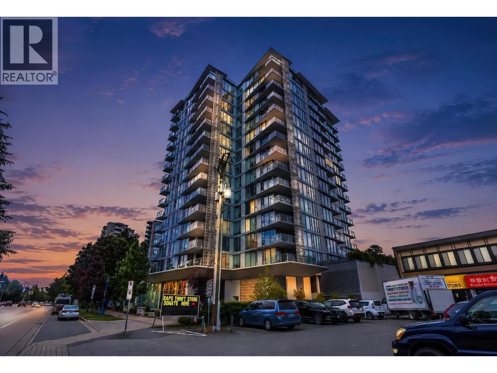 #1610 8288 GRANVILLE AVENUE, Richmond, BC photo 2