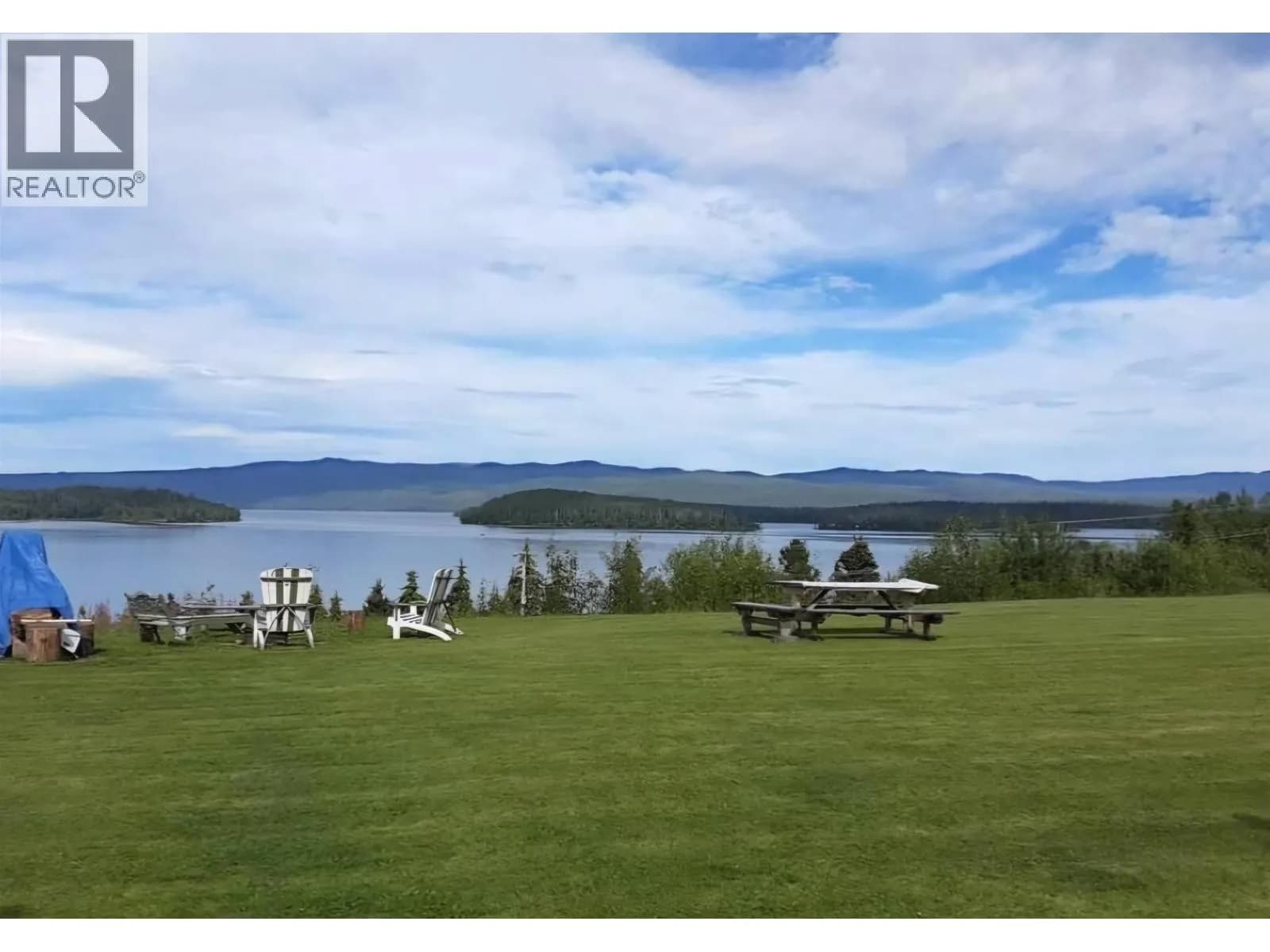 #27 50 HAGAN STREET, Granisle, BC photo 3