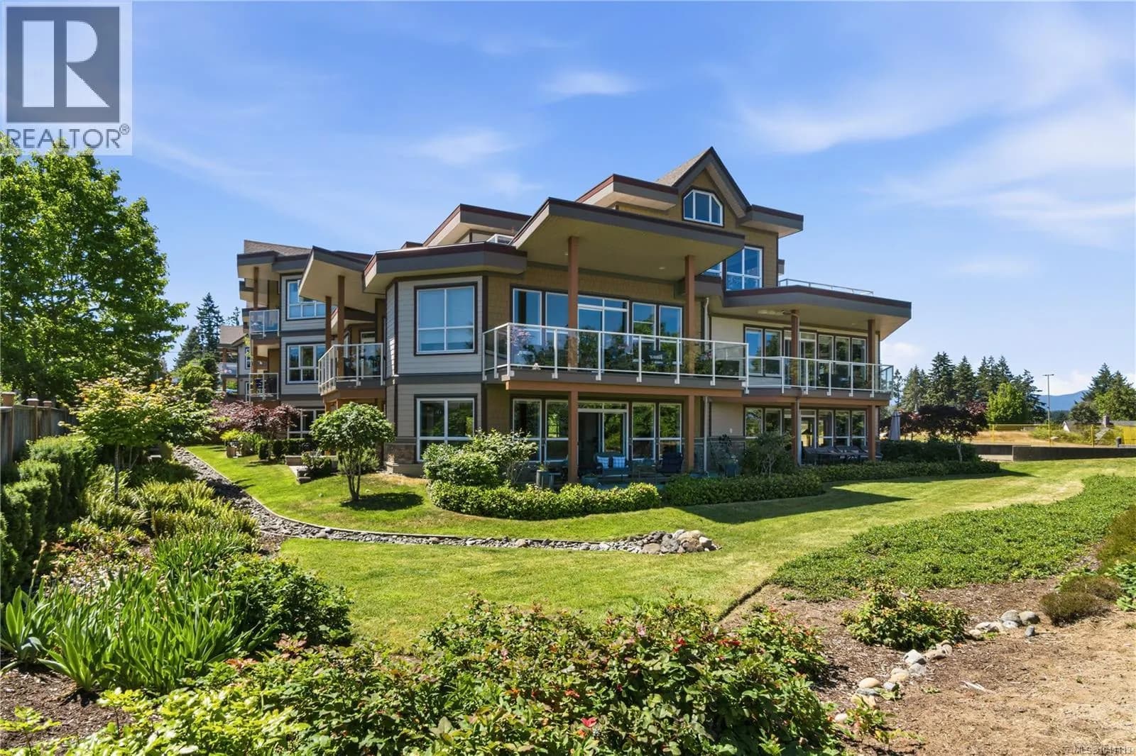 439 College Rd, Qualicum Beach