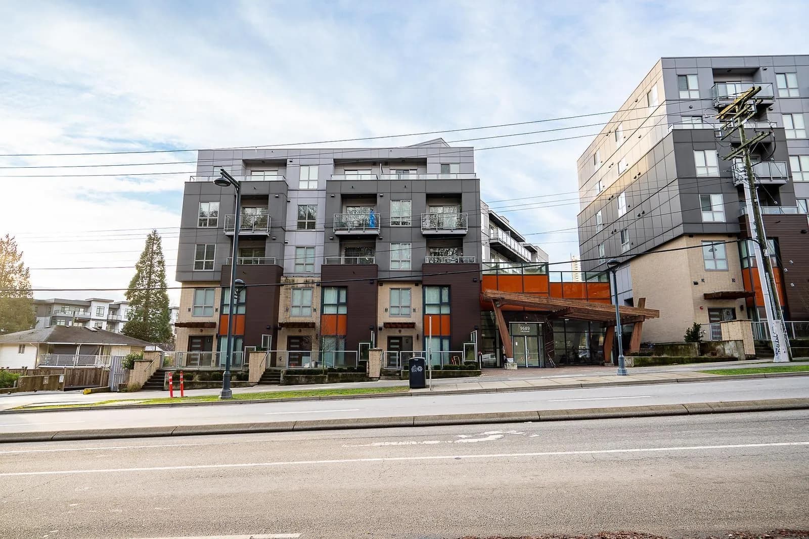 #107 9689 140 STREET, Surrey, BC photo 2