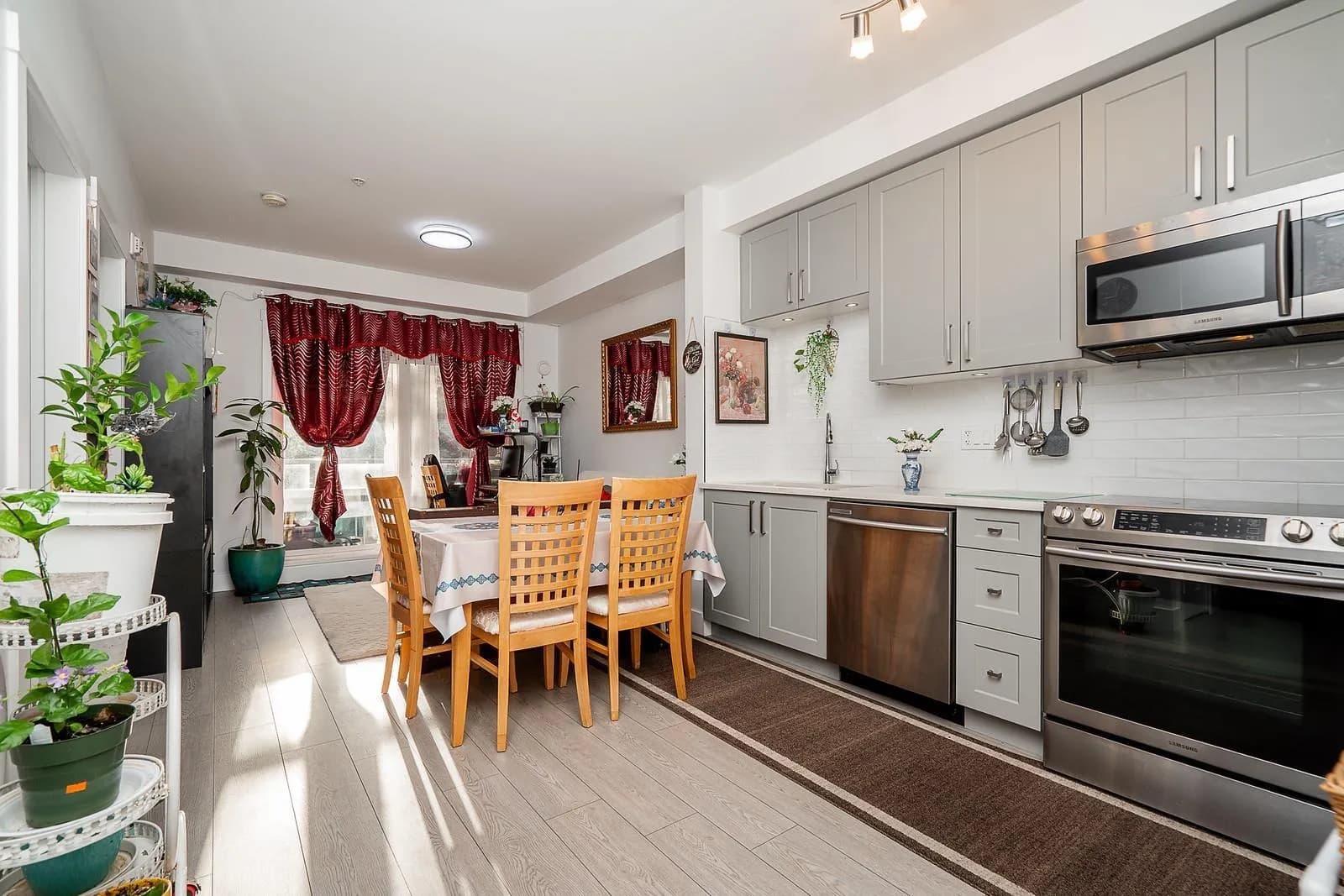#107 9689 140 STREET, Surrey, BC photo 4