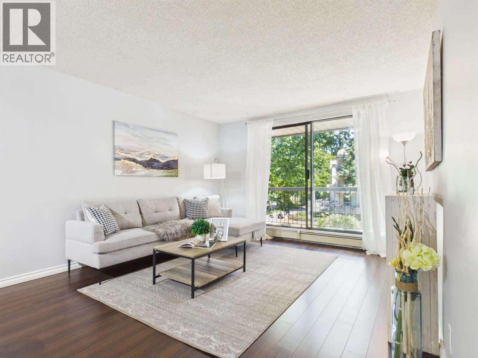 8411 ACKROYD, Richmond