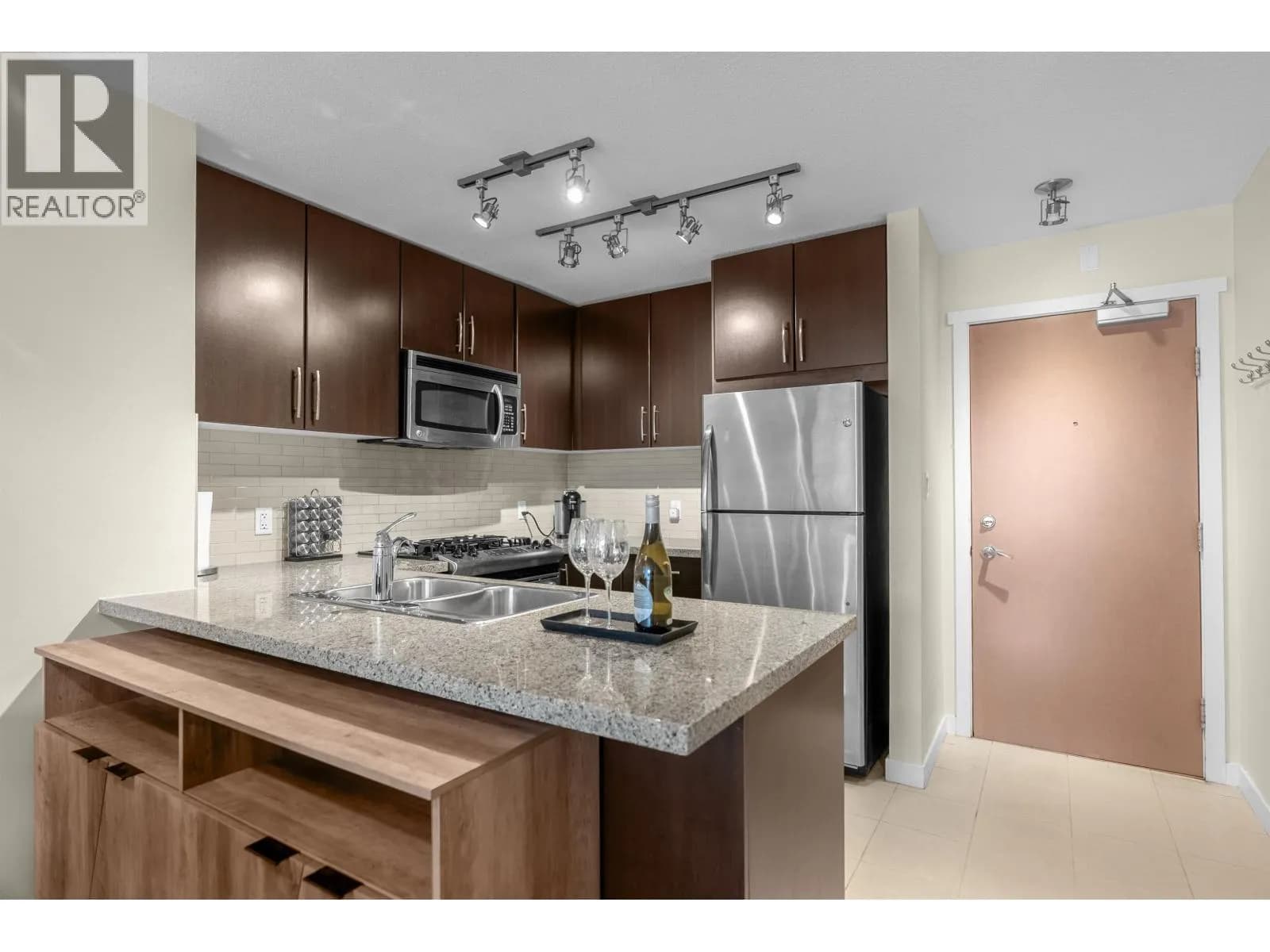 #1202 660 NOOTKA WAY, Port Moody, BC photo 3
