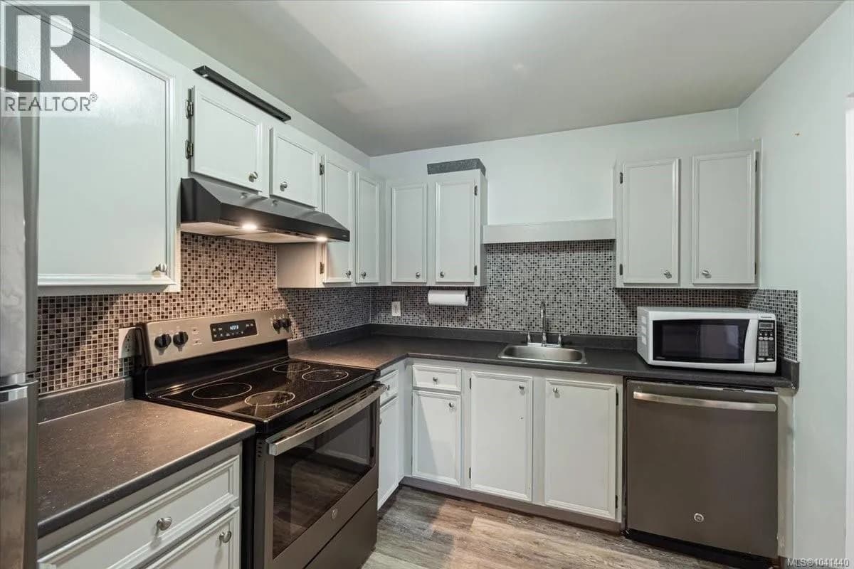 3108 Barons Rd, Nanaimo