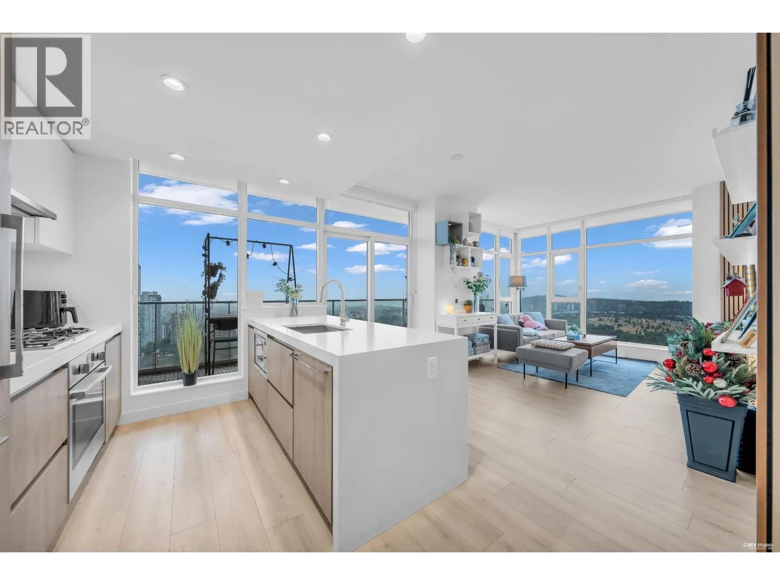 6080 MCKAY AVENUE, Burnaby