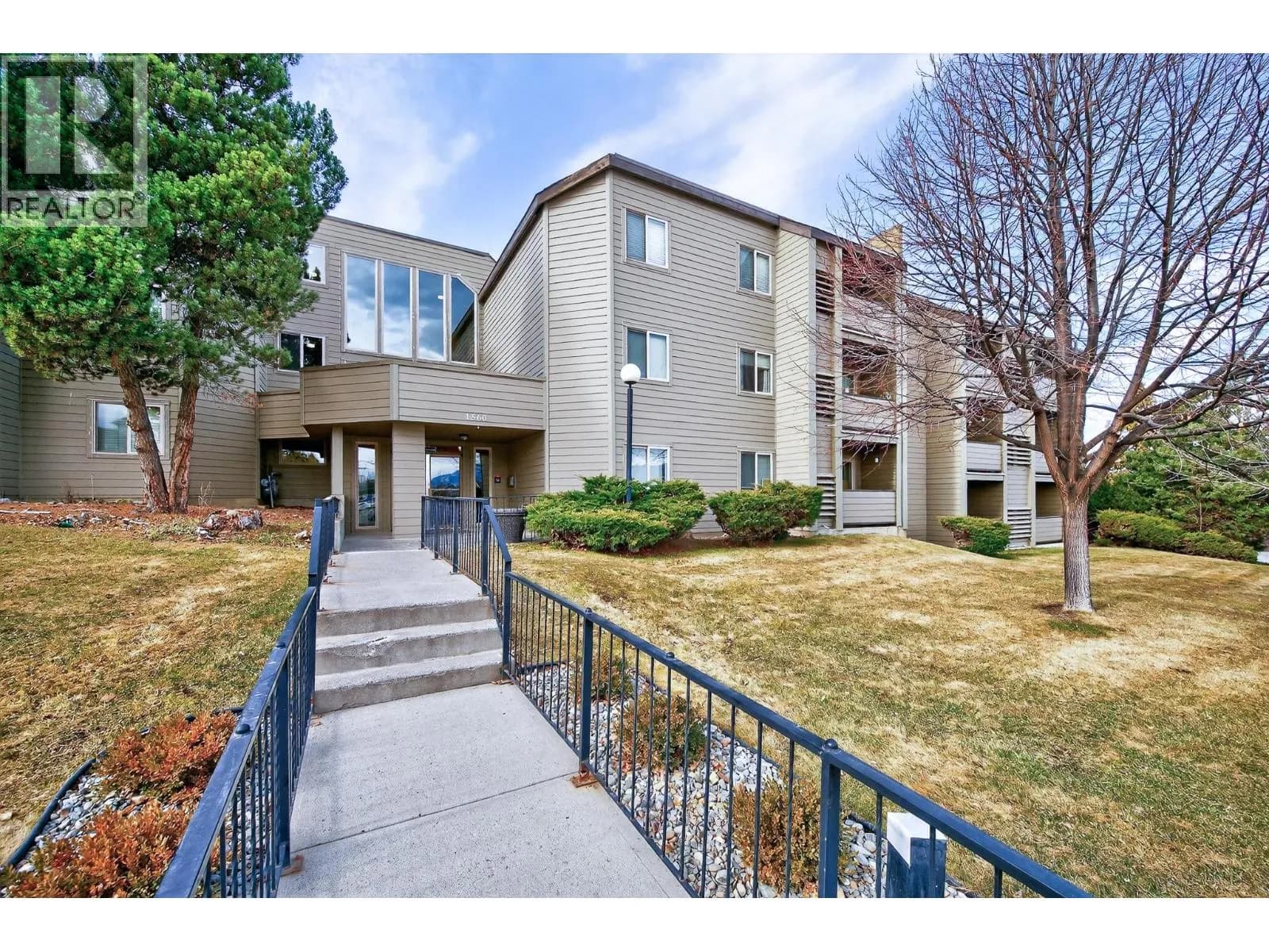 1560 Summit Drive, Kamloops