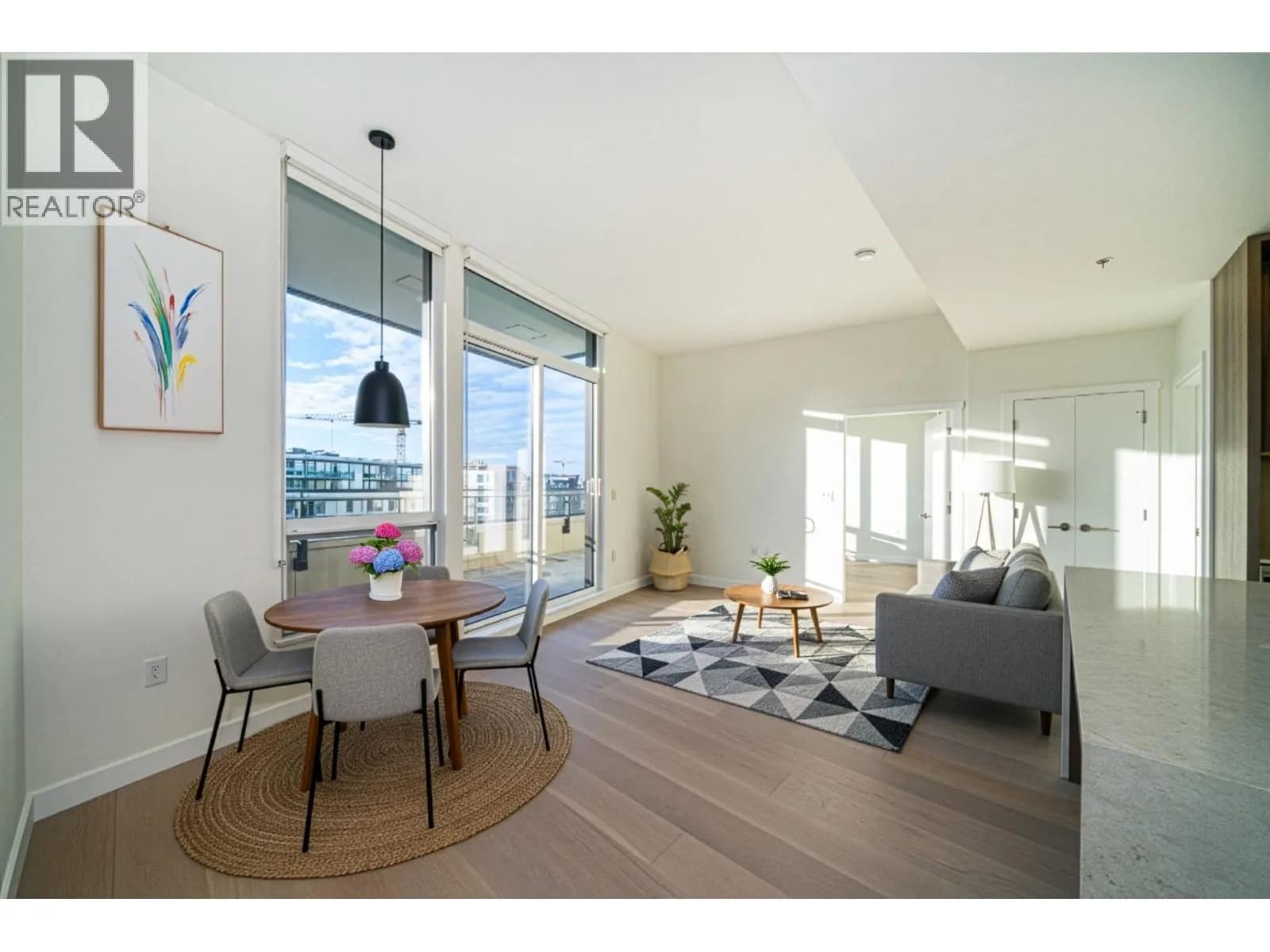 5212 CAMBIE STREET, Vancouver