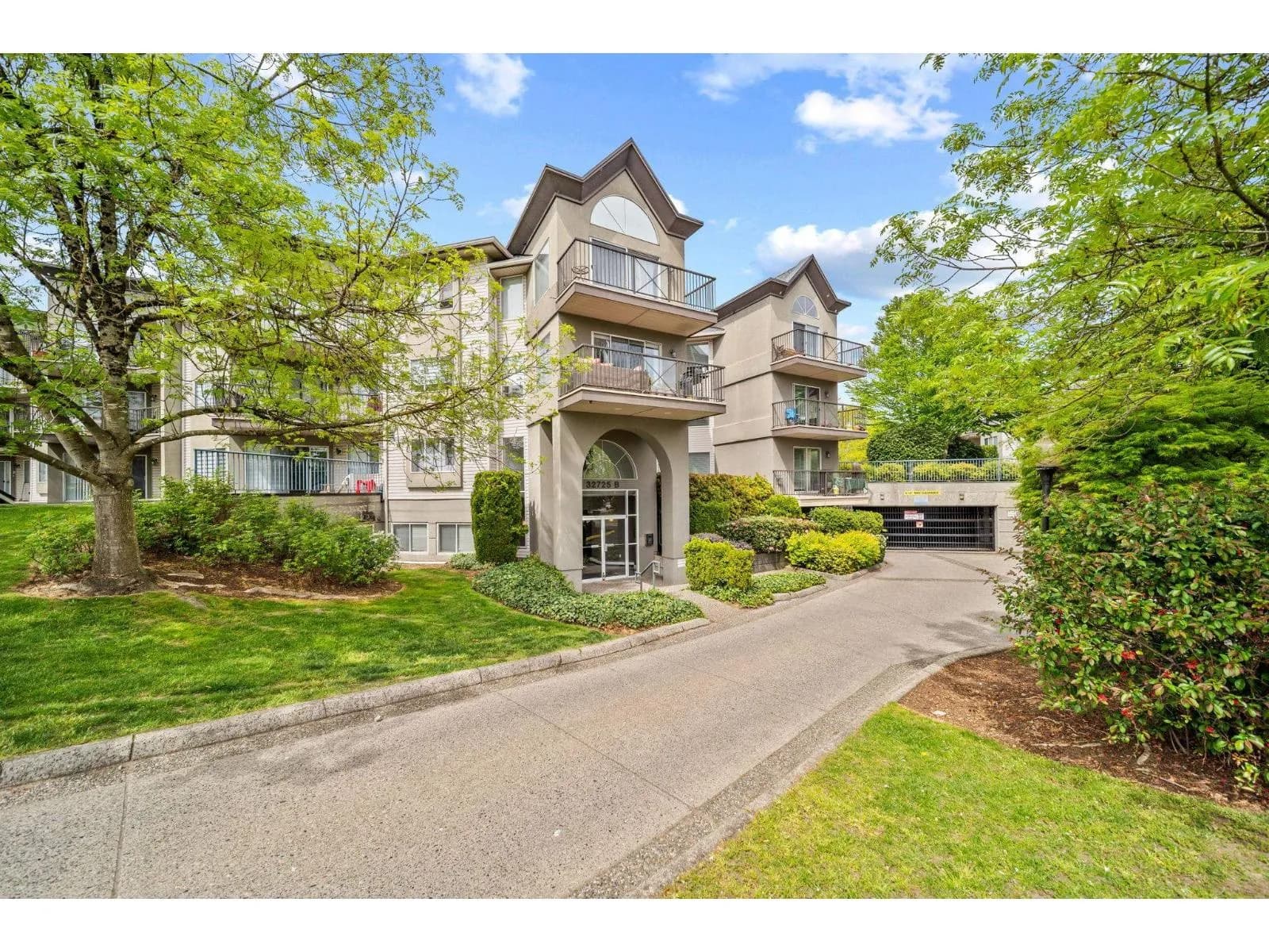 32725 GEORGE FERGUSON WAY, Abbotsford