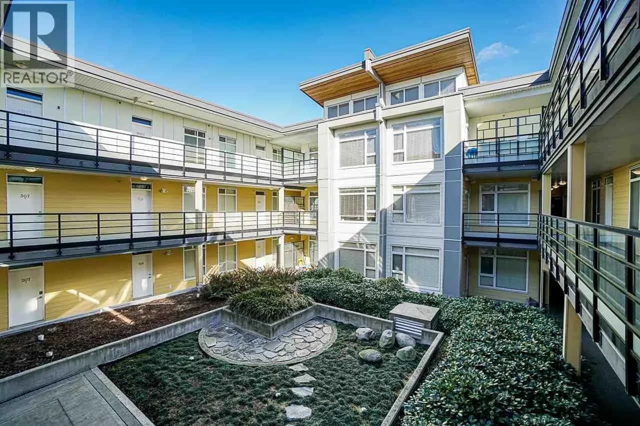 #PH09 5288 GRIMMER STREET, Burnaby, BC photo 3