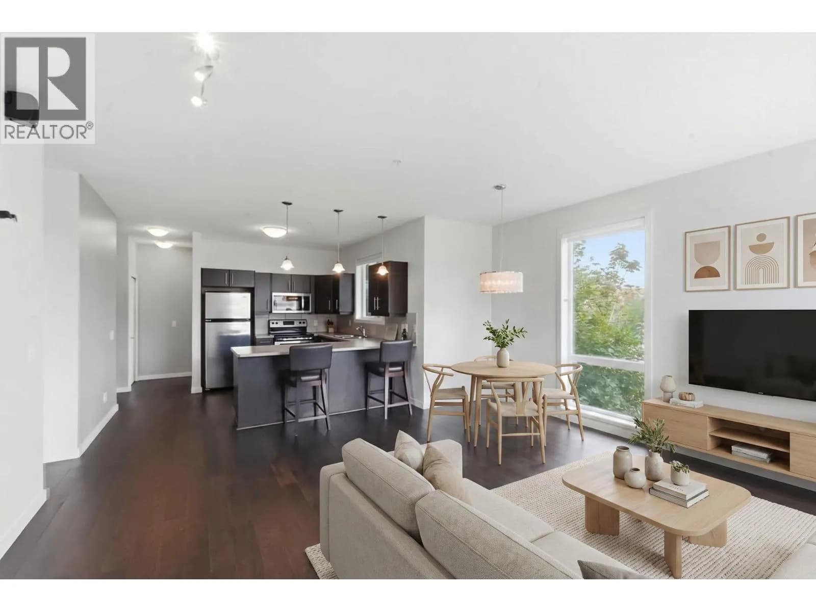 #306 130 Barber Road, Kelowna, BC photo 3