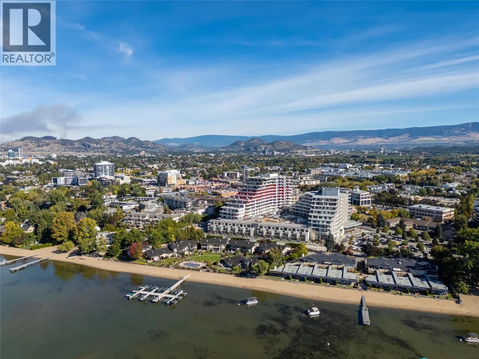 #306 3340 Lakeshore Drive, Kelowna, BC photo 1