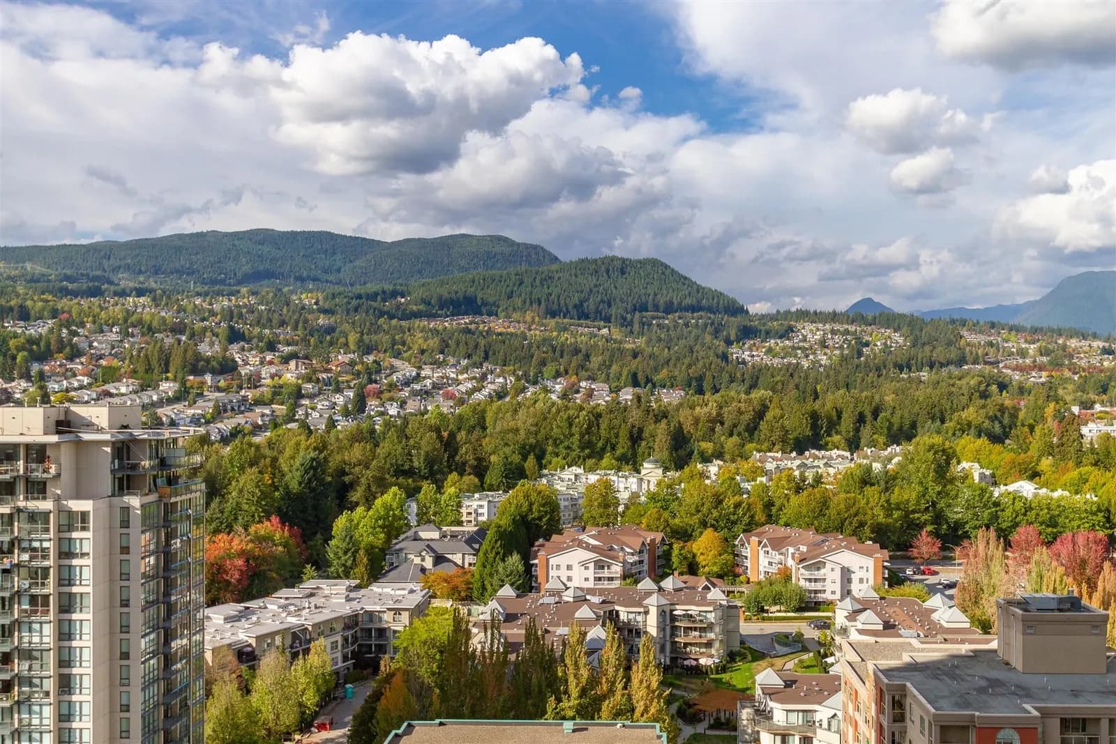 2975 ATLANTIC AVENUE, Coquitlam