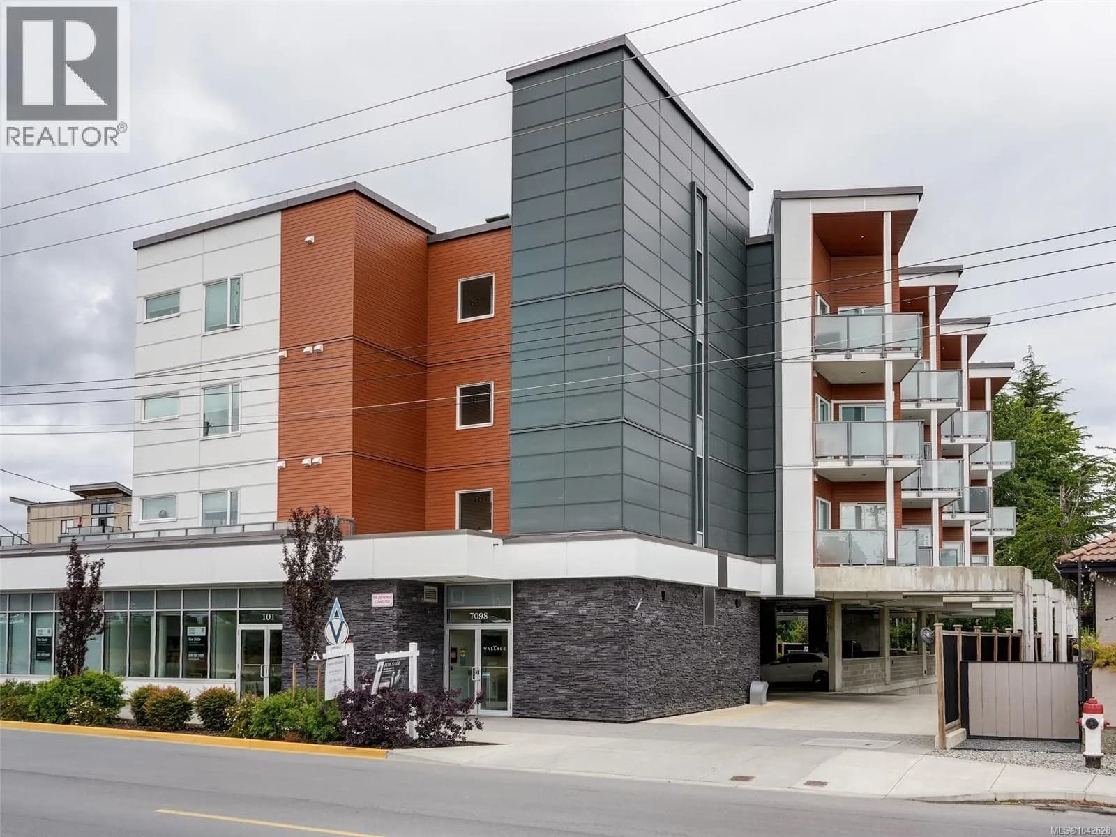 7098 Wallace Dr, Central Saanich