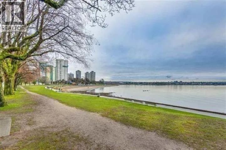 #503 1995 BEACH AVENUE, Vancouver, BC photo 3