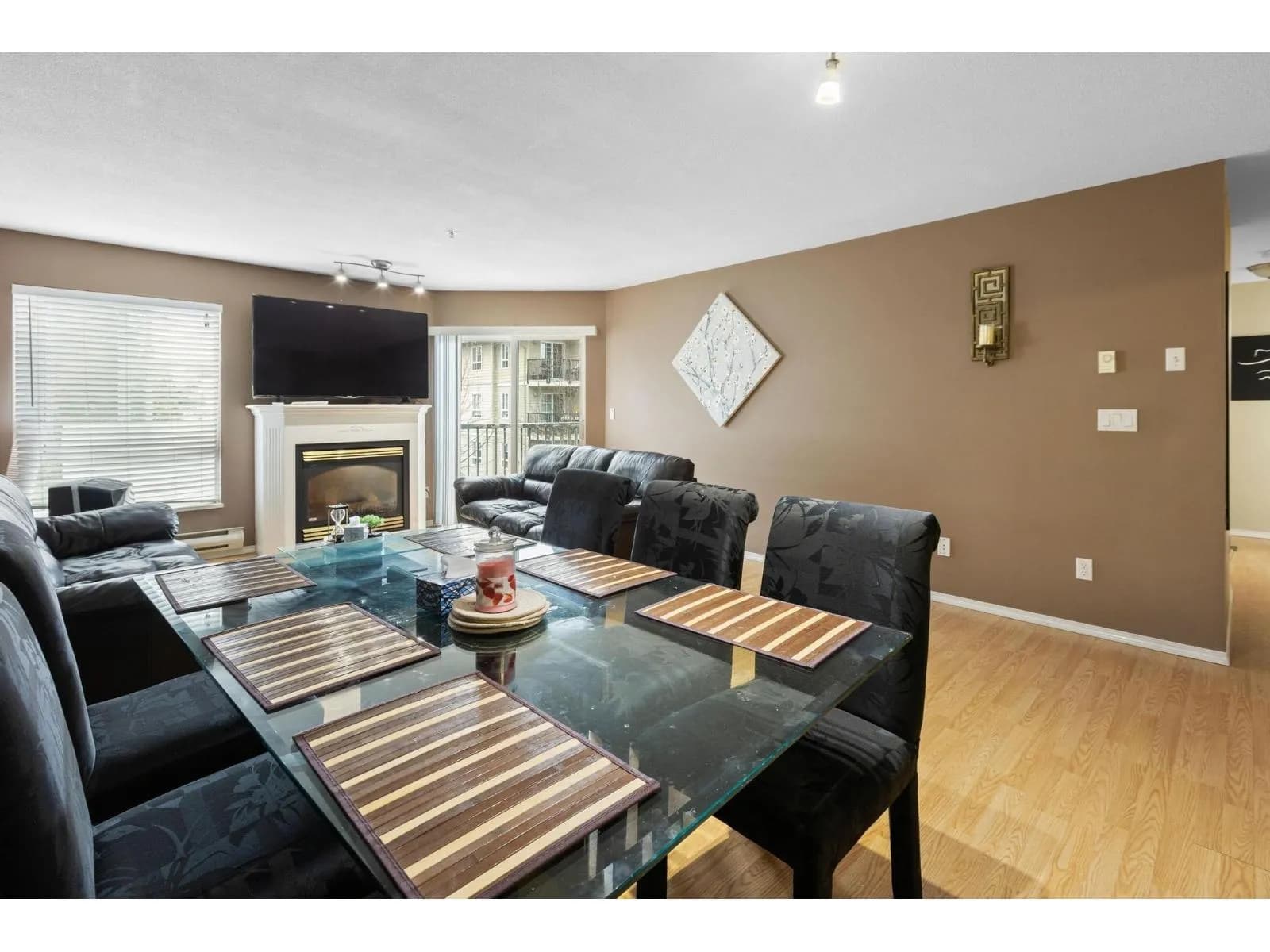 #305 31831 PEARDONVILLE ROAD, Abbotsford, BC photo 3