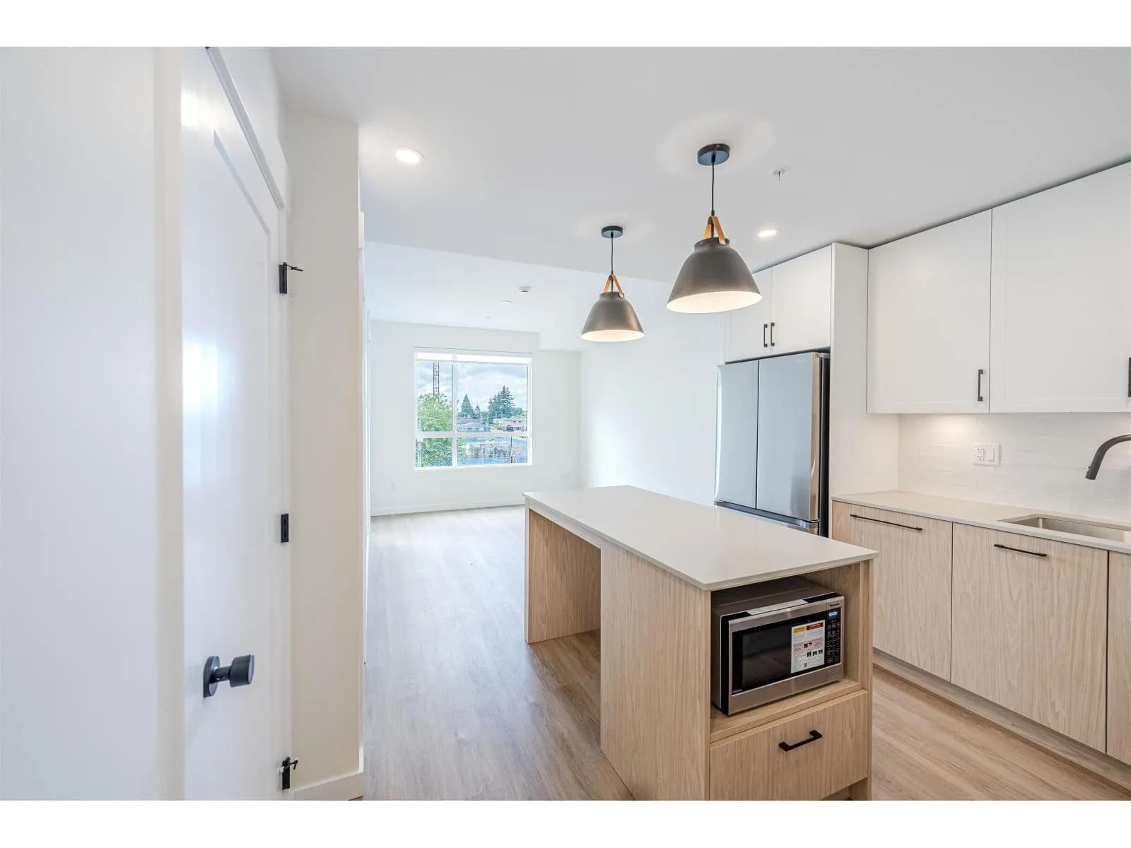 #509 27218 ALDERGROVE TOWN CENTRE DRIVE, Langley, BC photo 4