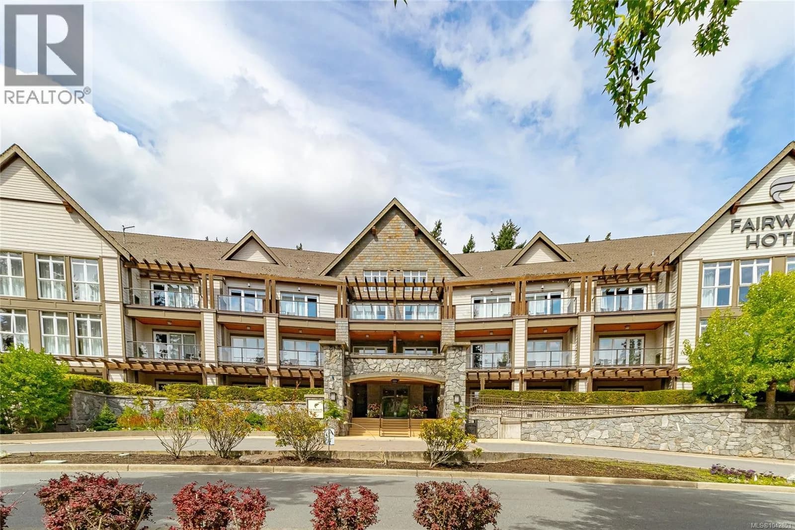 1376 Lynburne Pl, Langford