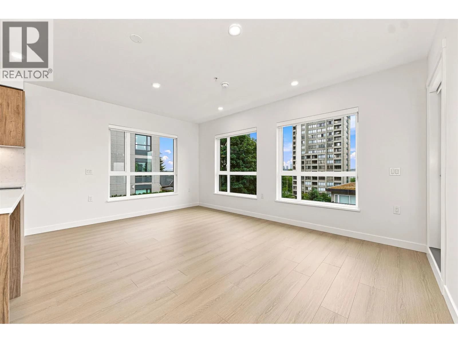 #229 82 FIRST STREET, New Westminster, BC photo 3