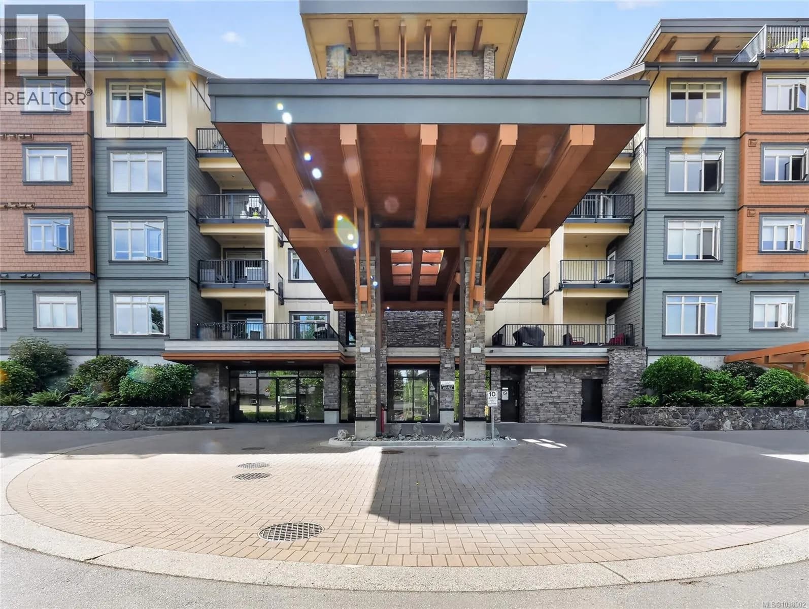 #511 623 Treanor Ave, Langford, BC photo 3