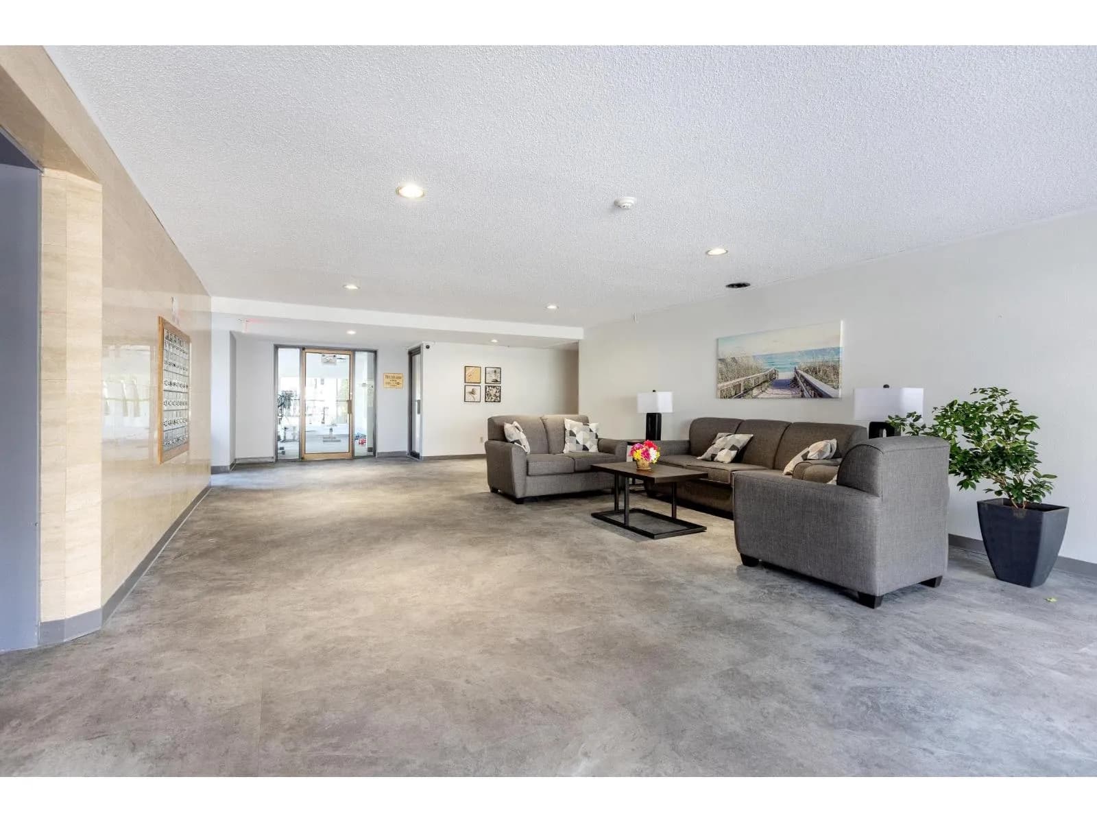 #211 15282 19 AVENUE, Surrey, BC photo 3