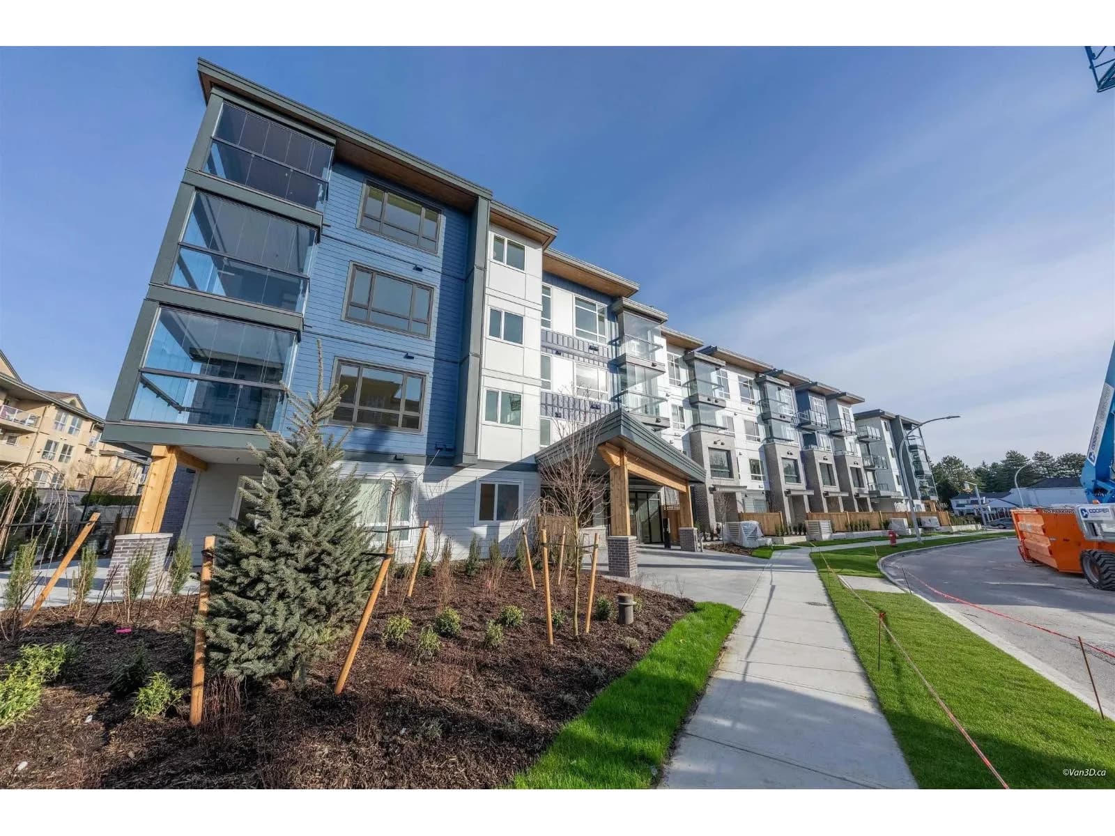 13777 75A AVENUE, Surrey