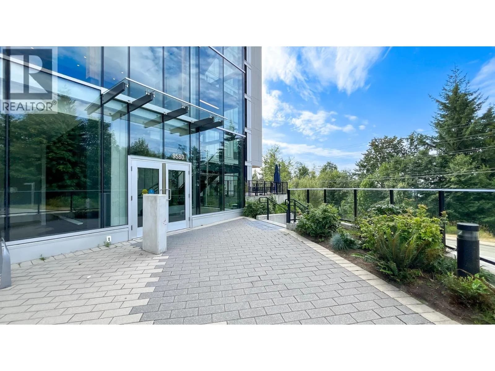 #209 9580 TOWER ROAD, Burnaby, BC photo 2