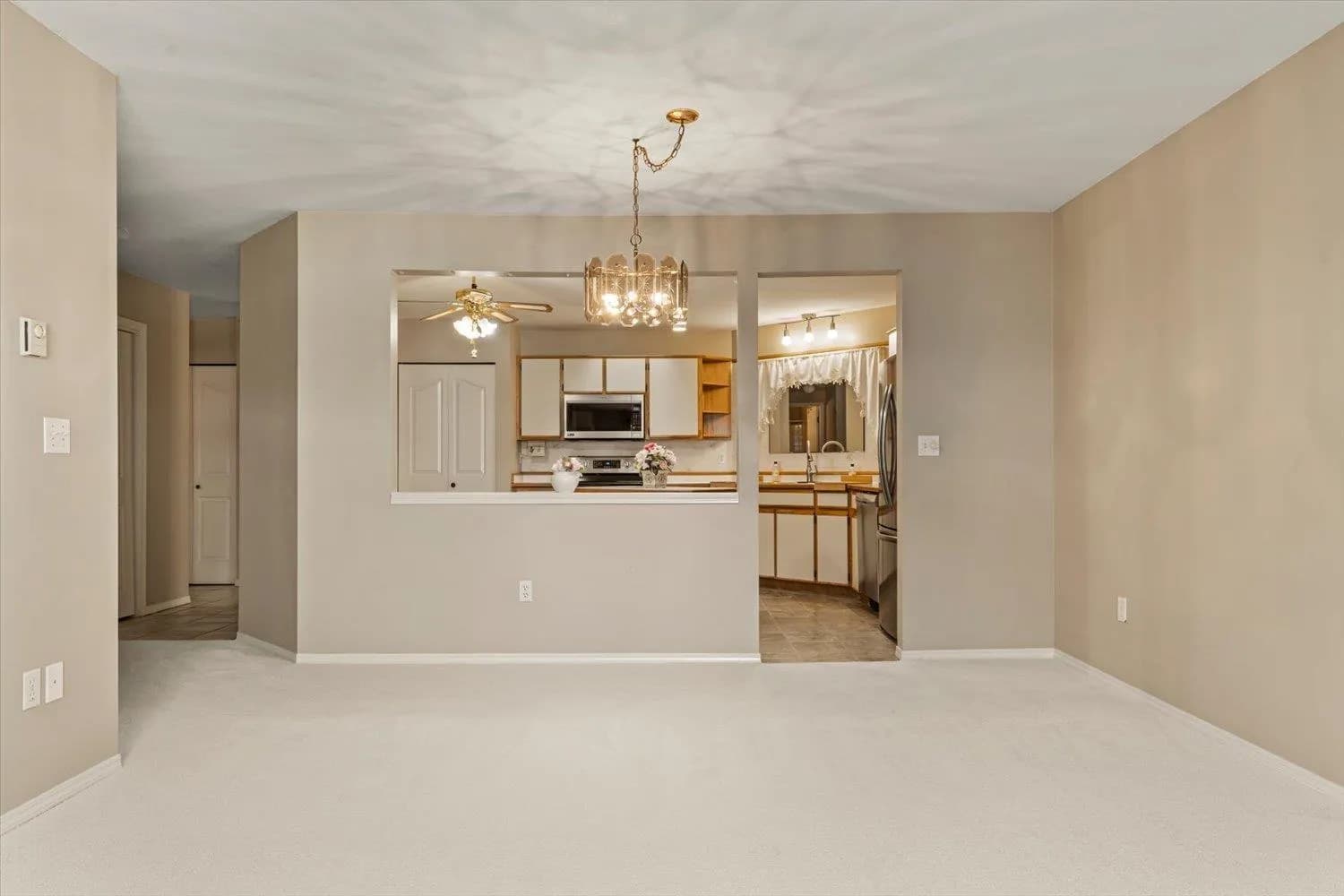 #306 45660 KNIGHT ROAD, Chilliwack, BC photo 3