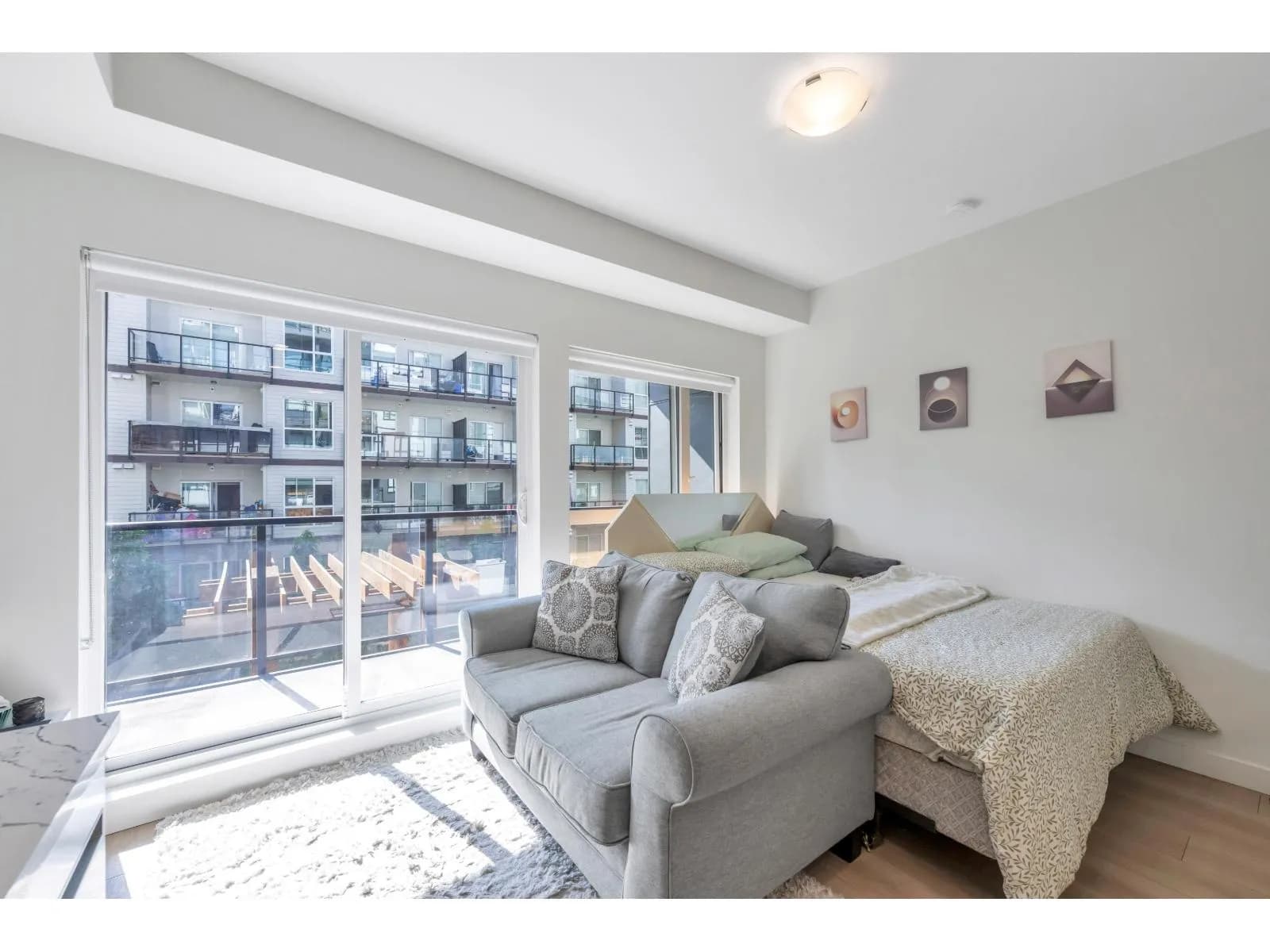 #212 10777 138 STREET, Surrey, BC photo 3