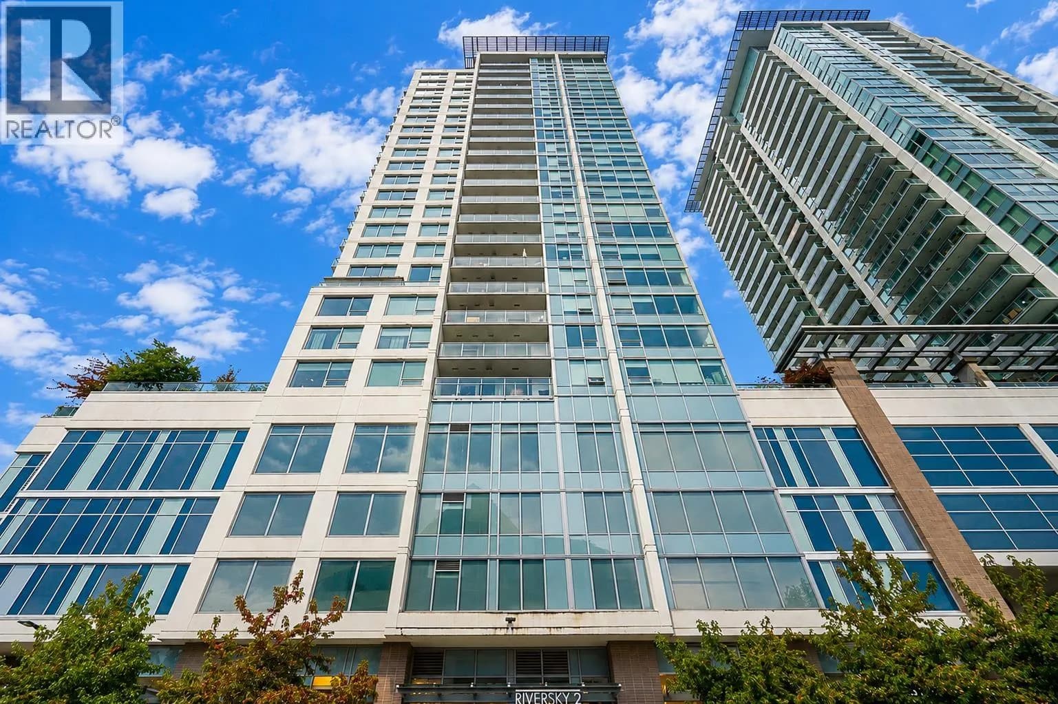 988 QUAYSIDE DRIVE, New Westminster