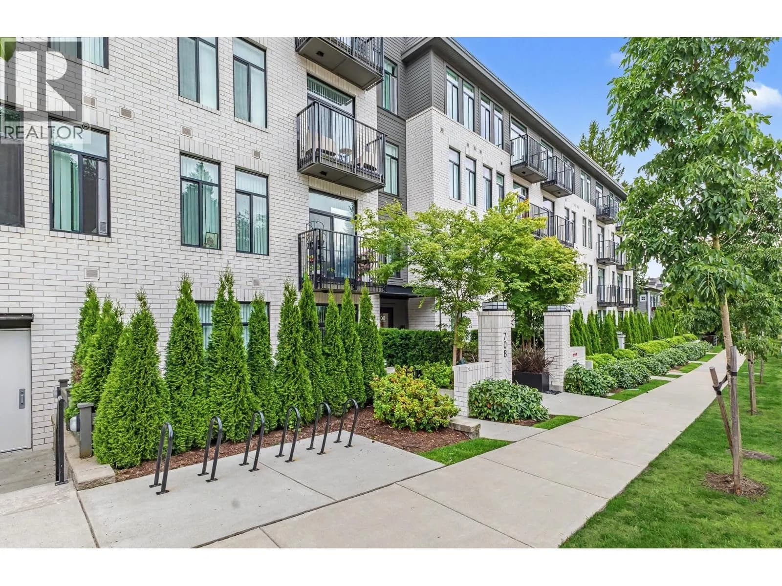 #209 708 EDGAR AVENUE, Coquitlam, BC photo 3