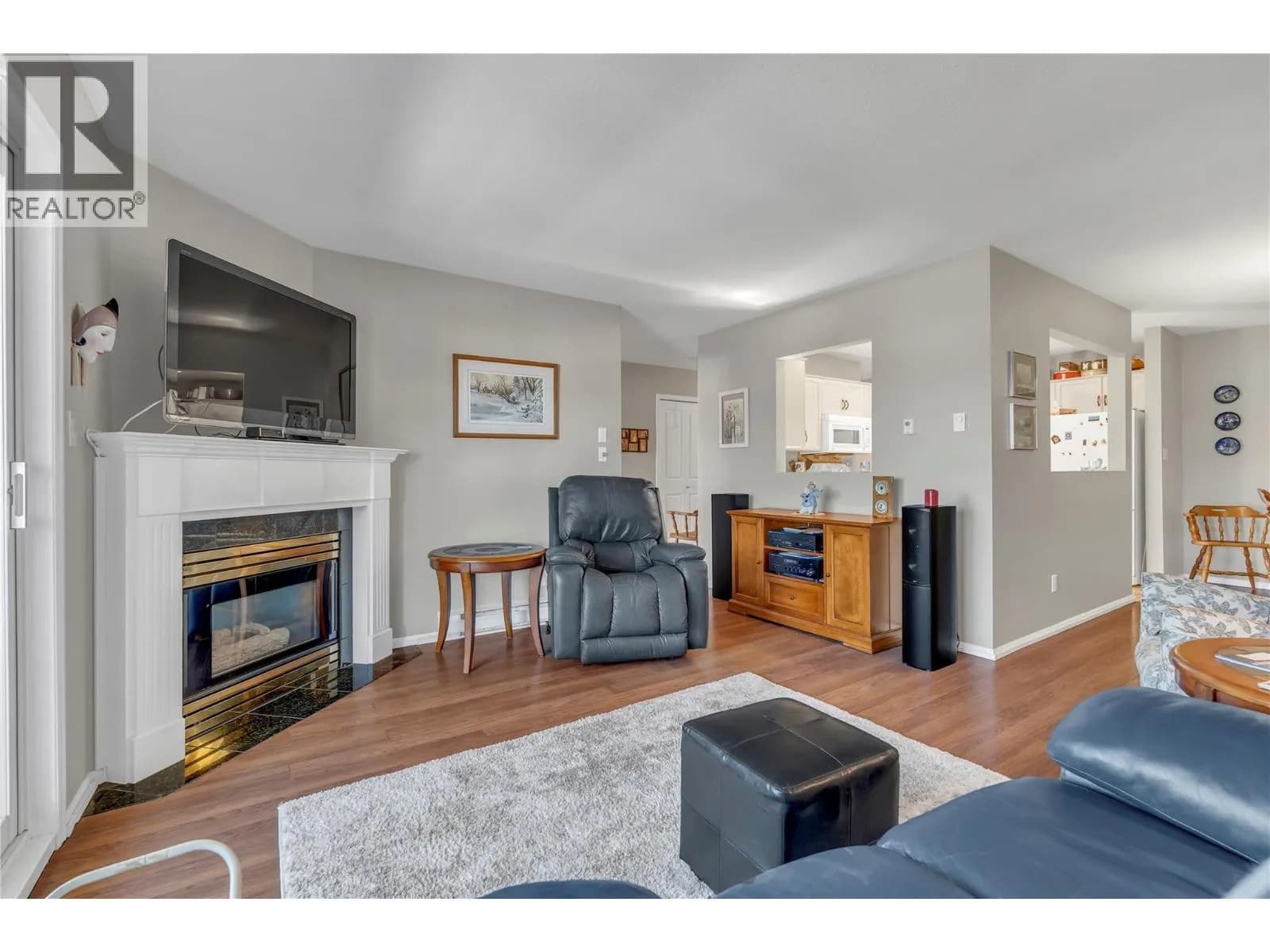 #306 8907 Pineo Court, Summerland, BC photo 2