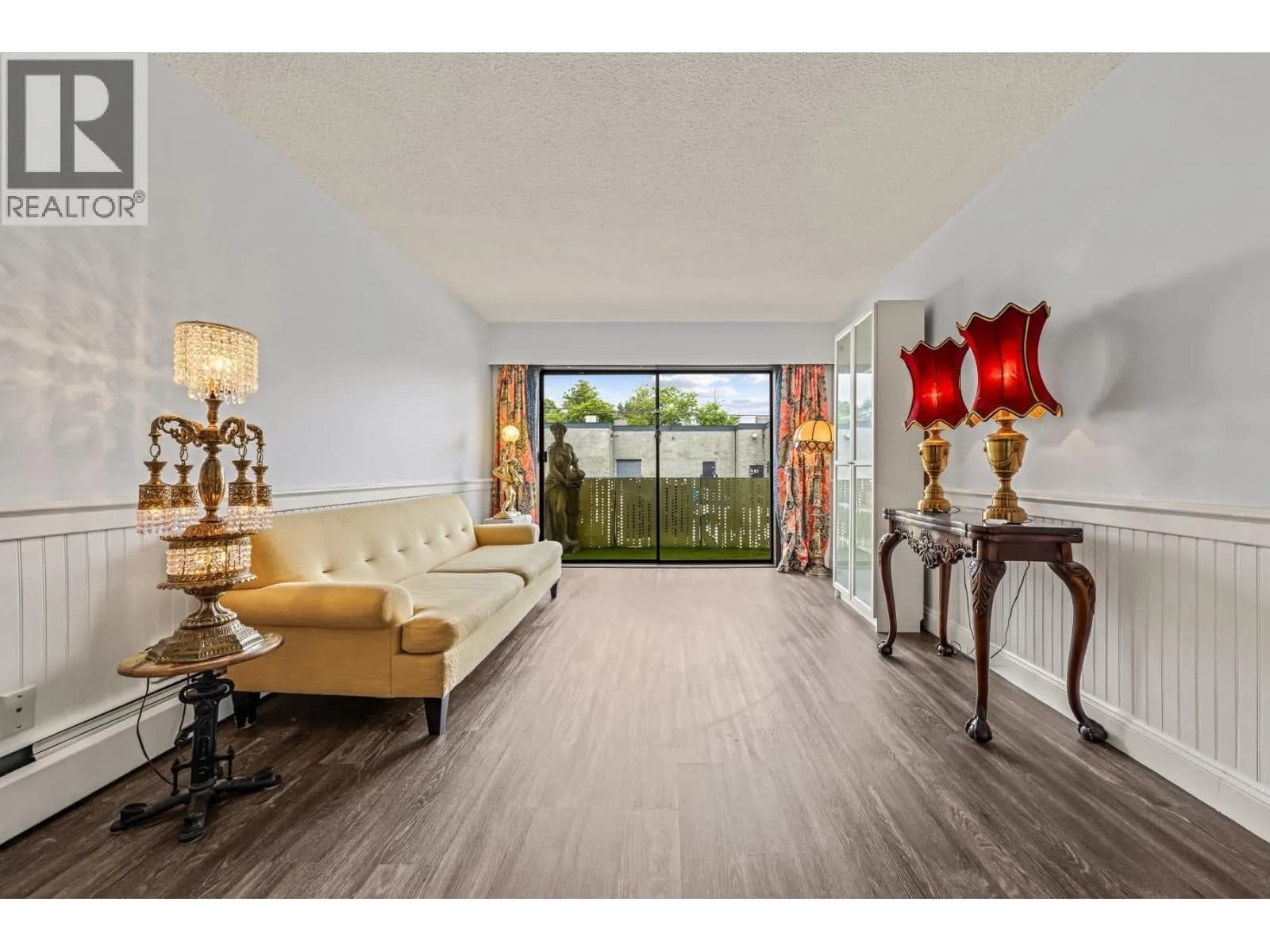 #208 611 BLACKFORD STREET, New Westminster, BC photo 3