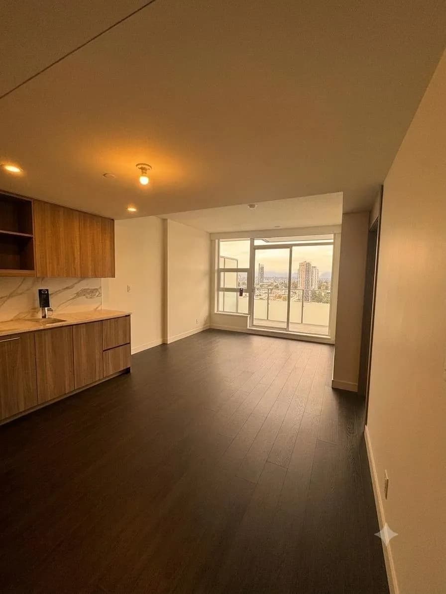 #2201 13778 100TH AVENUE, Surrey, BC photo 4