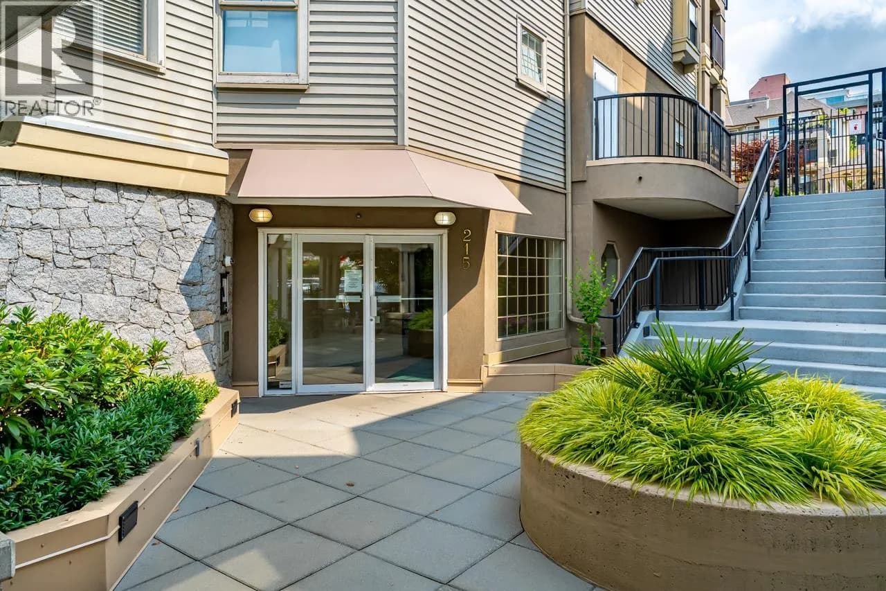 #506 215 TWELFTH STREET, New Westminster, BC photo 2