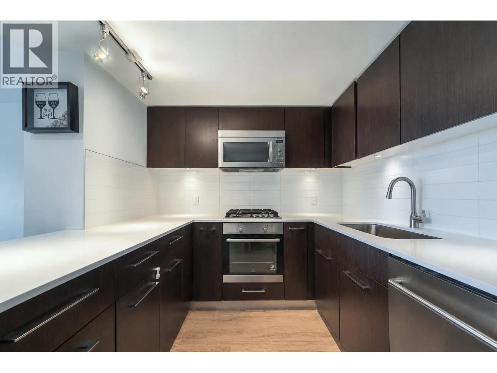 #801 7733 FIRBRIDGE WAY, Richmond, BC photo 3